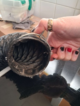 Branchement du purificateur de fumée Xtool01