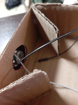 BoiteATemps enceinte inside.jpg