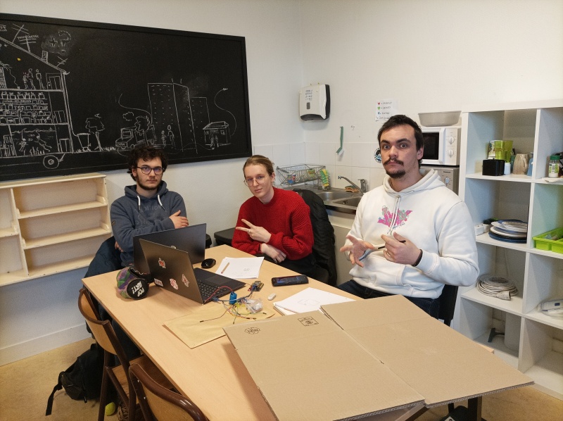 Fichier:Groupe constellations 2026.jpg